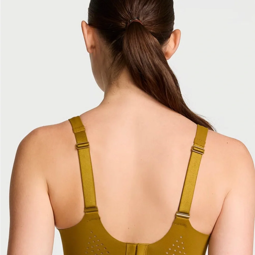 Victoria's Secret Wireless Everyday Bra in Mustard 34DDD